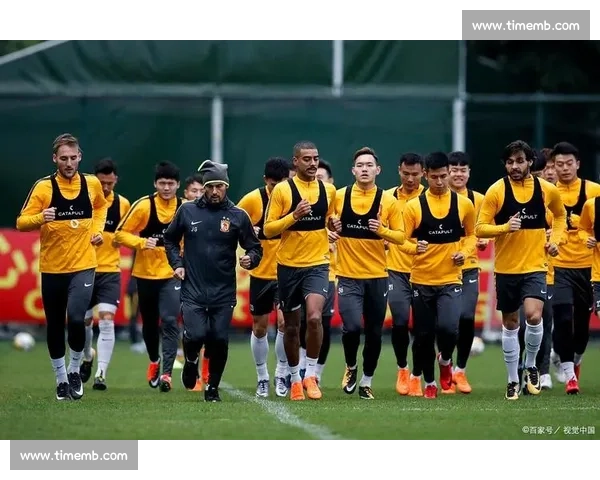 多特加入巴萨中场新星争夺,欧青赛爆发或加速达尔维奇离队 多特加入巴萨中场新星争夺,欧青赛爆发或加速达尔维奇离队